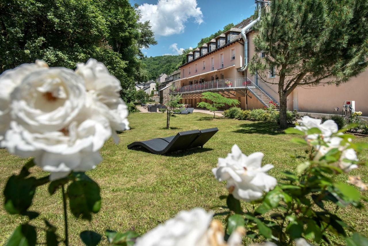 Logis Restaurant Les 2 Rives - A75, En Bordure De Riviere Hotel Banassac